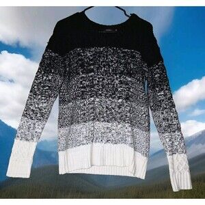 Striped Cable Knit Sweater Womens Size M Casual Chic and Cute Indie Hipster